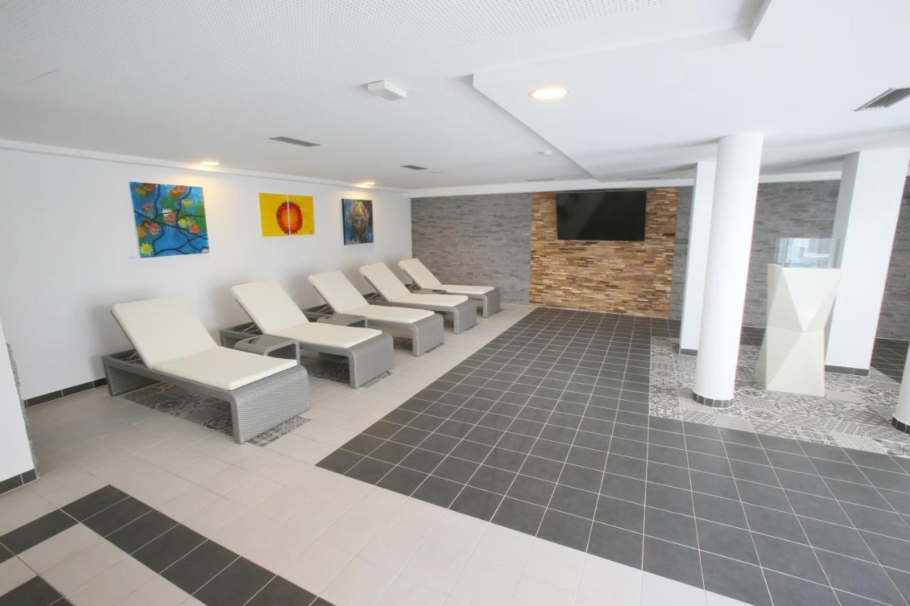 25H Spa-Residenz Pools In & Out, Private Garden & Beach Neusiedl am See Zewnętrze zdjęcie