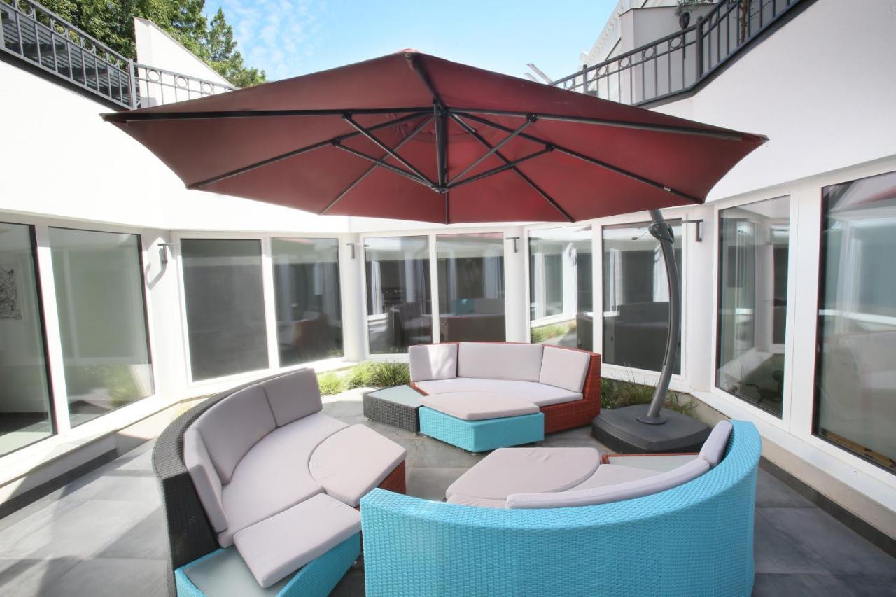 25H Spa-Residenz Pools In & Out, Private Garden & Beach Neusiedl am See Zewnętrze zdjęcie